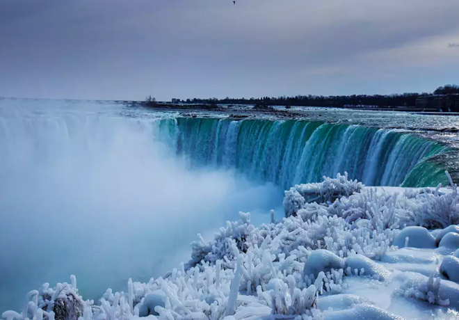 Experience the Magic of Winter at Niagara Falls